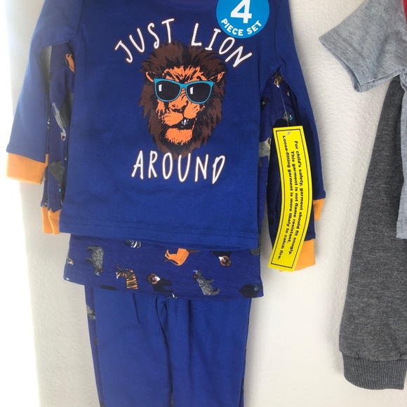 5 sets boys size 12 months - Picture 4 of 5